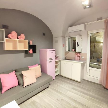 バーリ Milo'S Bed & Breakfast エクステリア 写真